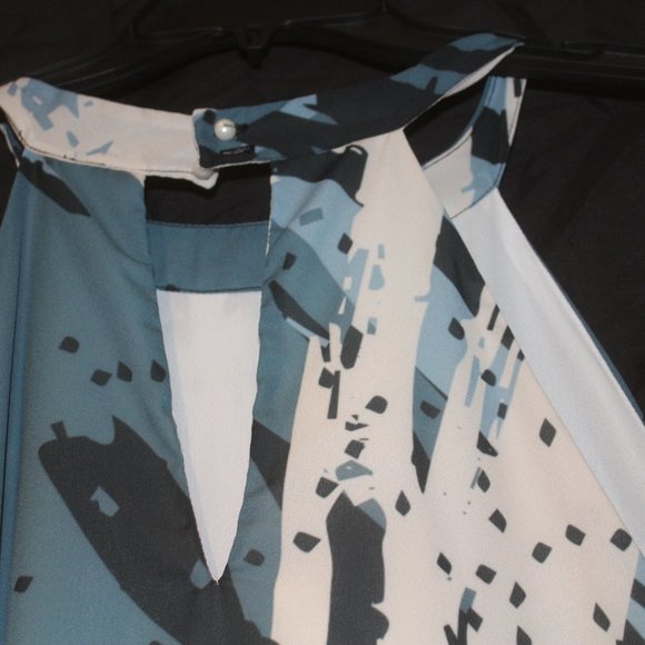 Original Design A-Line Halter Top Dress - Picture 5 of 10